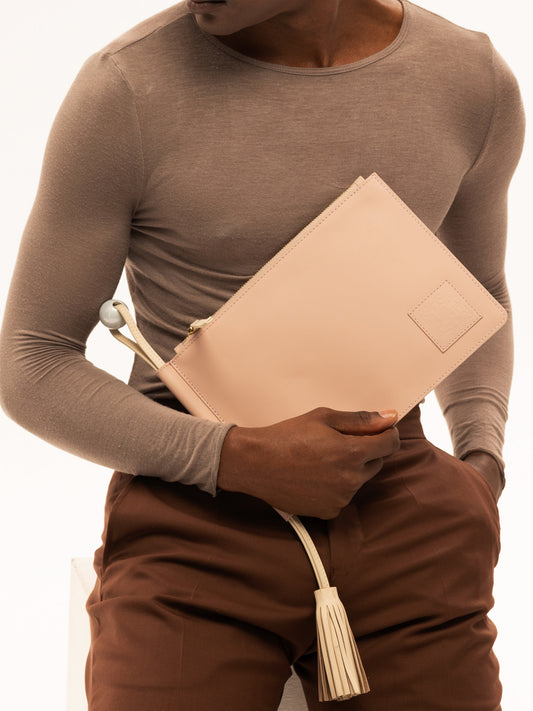 Perla Dust Pink Clutch